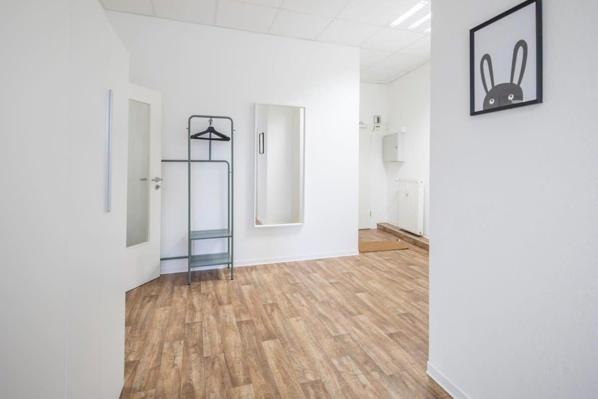 Spacious 2 Bedroom Apartment Гамбург Экстерьер фото